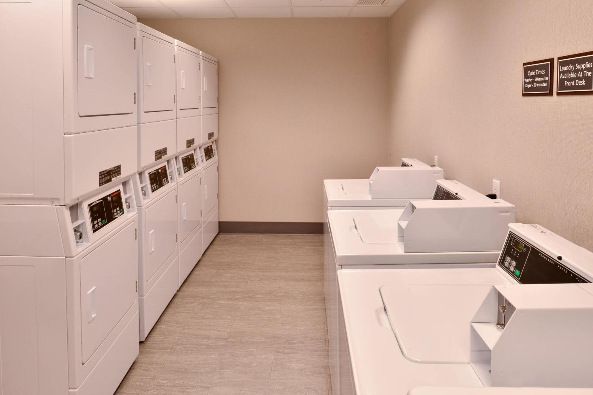 Residence Inn By Marriott East Lansing Εξωτερικό φωτογραφία