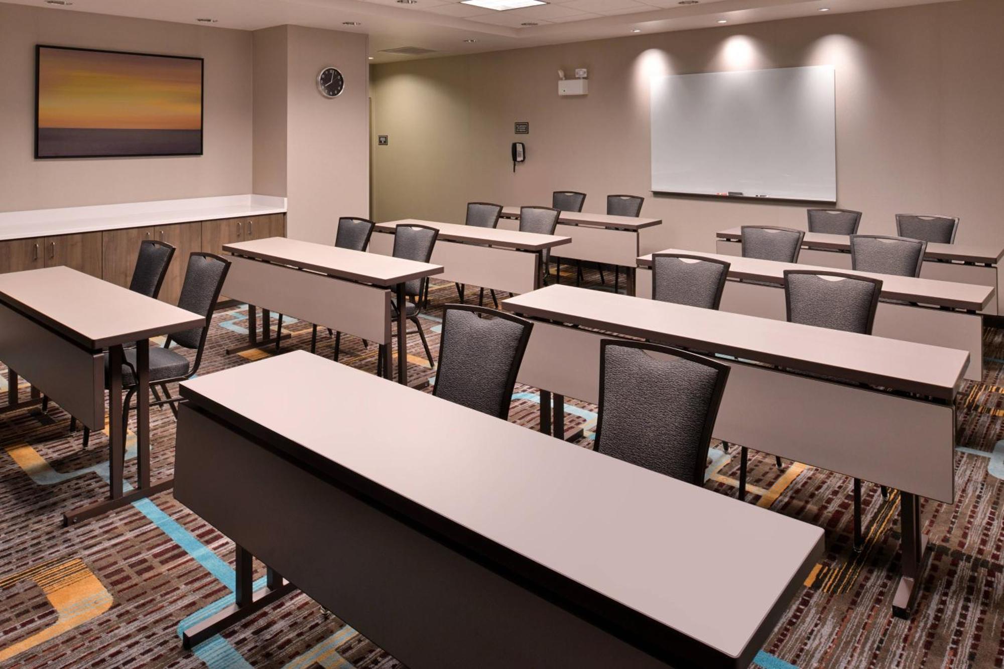 Residence Inn By Marriott East Lansing Εξωτερικό φωτογραφία