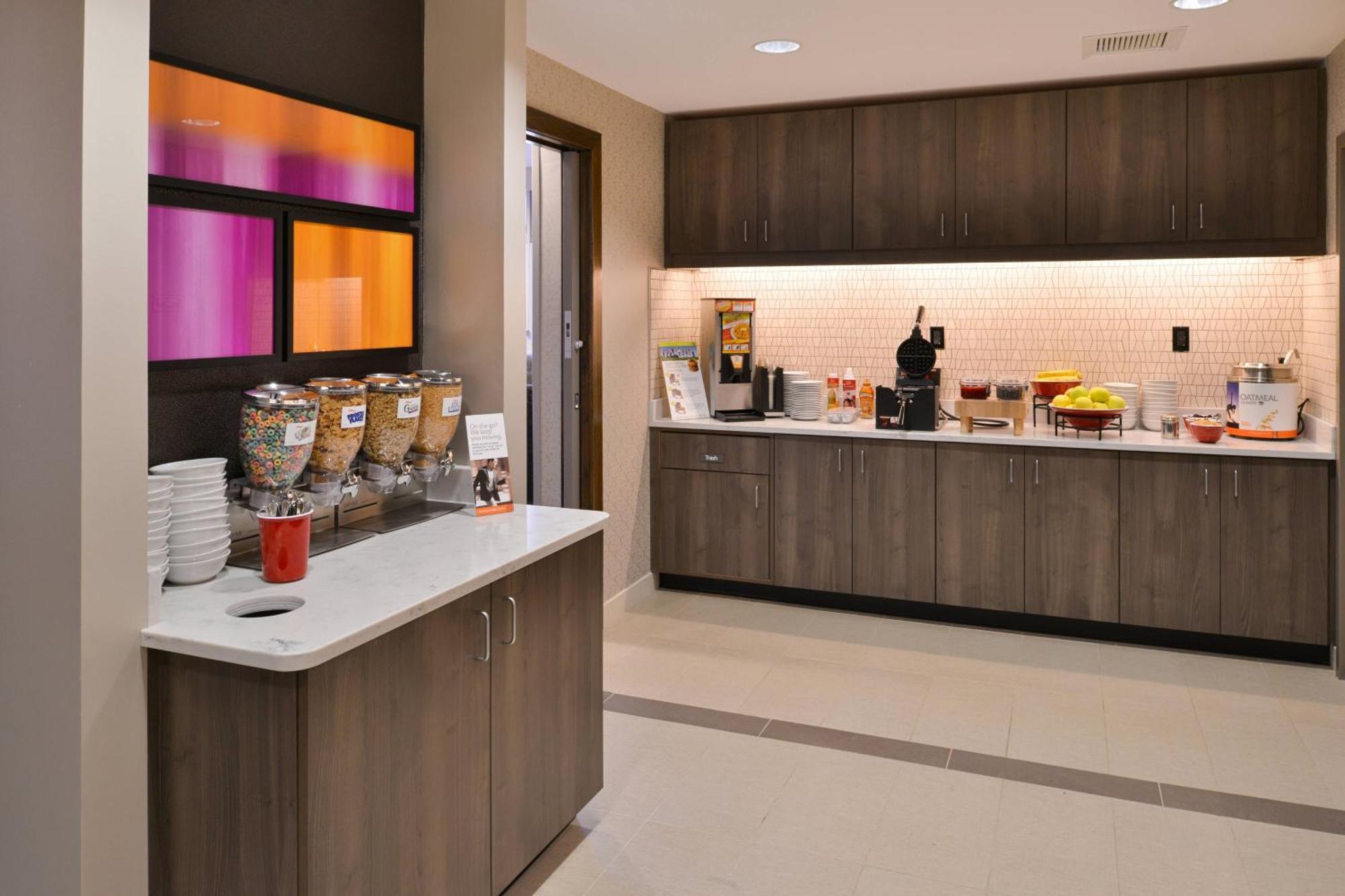Residence Inn By Marriott East Lansing Εξωτερικό φωτογραφία